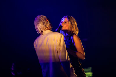 Emma Bale @ Het Depot, picture 21, photographed by Jürgen Bruynooghe - FrontView Magazine
