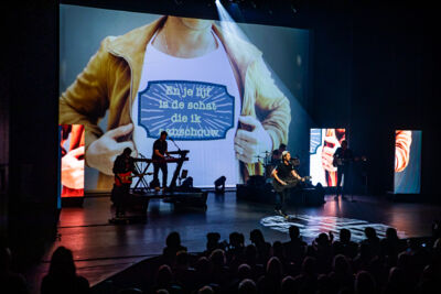 Gene Thomas @ Stadsschouwburg Antwerpen, foto 35, foto's door Dimitri Vanlommel - FrontView Magazine