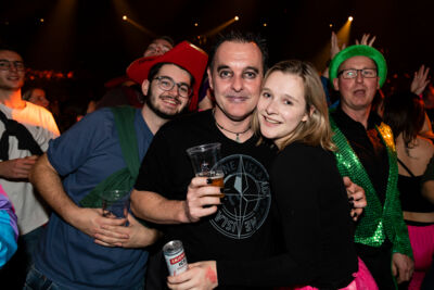 MNM Back To The 90s & Nillies - Sfeer @ Sportpaleis, picture 17, photographed by Sandra Van Watermeulen - FrontView Magazine
