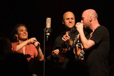Milow @ Hangar 3020, picture 2, photographed by Jürgen Bruynooghe - FrontView Magazine
