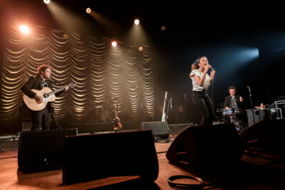 Annie Lalalove @ Ancienne Belgique, picture 3, photographed by Peter Smet - FrontView Magazine
