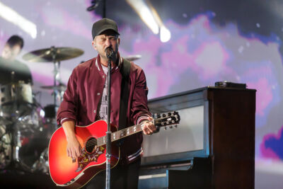 One Republic @ Vorst Nationaal, picture 9, photographed by Peter Smet - FrontView Magazine