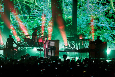 One Republic @ Vorst Nationaal, picture 12, photographed by Peter Smet - FrontView Magazine