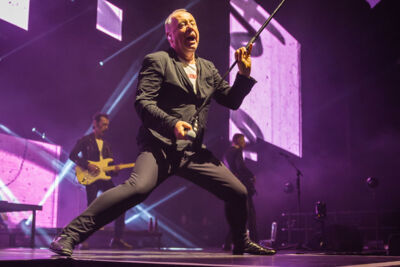 Simple Minds @ Sportpaleis, picture 4, photographed by Marc Verdonck - FrontView Magazine