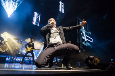 Simple Minds @ Sportpaleis, picture 27, photographed by Marc Verdonck - FrontView Magazine