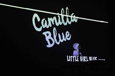 Camilla Blue @ Effenaar, picture 1, photographed by Peter Minnebo - FrontView Magazine