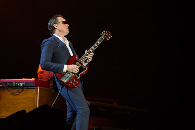 Joe Bonamassa @ Lotto Arena, picture 2, photographed by Marc Verdonck - FrontView Magazine