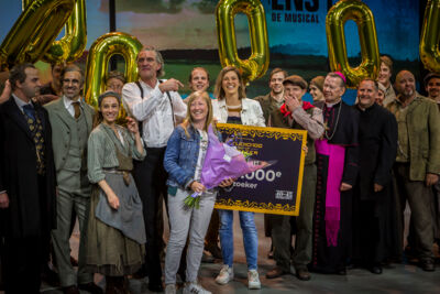 1 miljoenste bezoeker voor de succesmusical Daens @ Studio 100 Pop-Up Theater, picture 27, photographed by Alex Wyckmans - FrontView Magazine