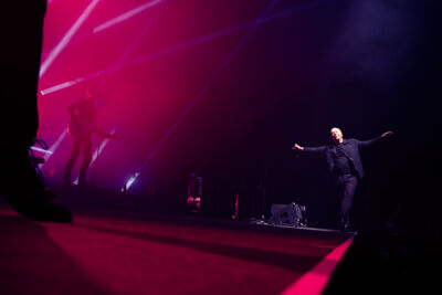 Simple Minds - 40 Years of Hit - Tour 2022 @ Zénith Arena Lille, foto 5, foto's door Anais Callens - FrontView Magazine