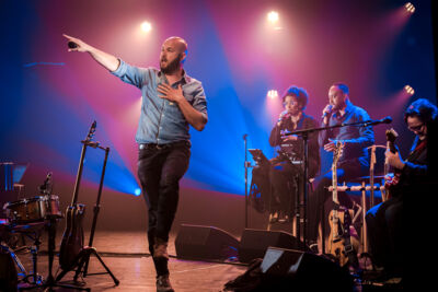Stan Van Samang @ Stadsschouwburg Mechelen, foto 11, foto's door Alex Wyckmans - FrontView Magazine