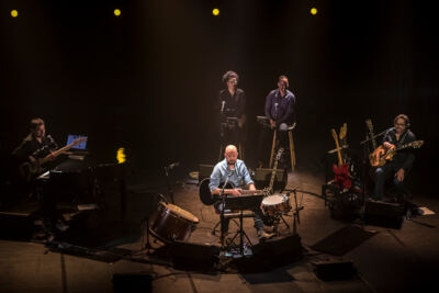 Stan Van Samang @ Stadsschouwburg Mechelen, foto 17, foto's door Alex Wyckmans - FrontView Magazine