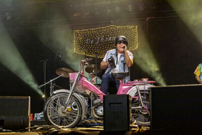 de Jhonny's, @ Moen Feest, picture 3, photographed by Edwin Houdevelt - FrontView Magazine