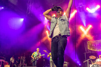 de Jhonny's, @ Moen Feest, picture 15, photographed by Edwin Houdevelt - FrontView Magazine