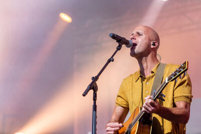 Milow @ Moen Feest, foto 9, foto's door Edwin Houdevelt - FrontView Magazine