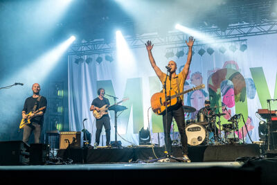 Milow @ Moen Feest, foto 16, foto's door Edwin Houdevelt - FrontView Magazine