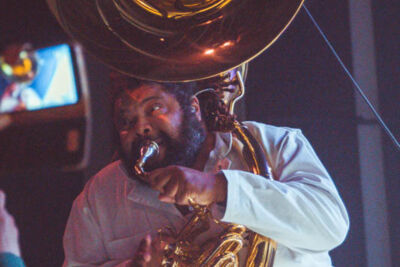 Brass against @ de kreun, foto 7, foto's door Ruben Vandeweijer - FrontView Magazine