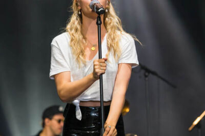 Olivia @ Moen Feest, foto 2, foto's door Ruben Vandeweijer - FrontView Magazine