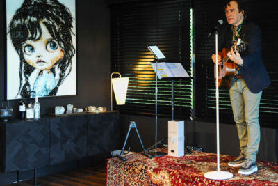 CD voorstelling John Terra @ Niel am See, picture 11, photographed by Peter Minnebo - FrontView Magazine