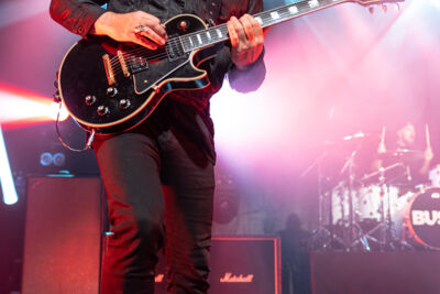 Bush @ Trix, picture 7, photographed by David Johnson - FrontView Magazine