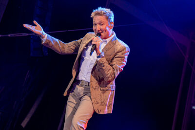Bart Kaëll @ Grenspop Hoogstraten, picture 1, photographed by Dimitri Vanlommel - FrontView Magazine