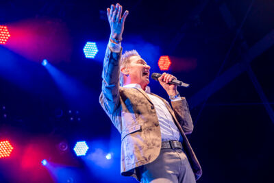 Bart Kaëll @ Grenspop Hoogstraten, picture 6, photographed by Dimitri Vanlommel - FrontView Magazine