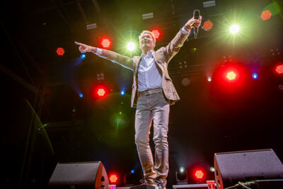 Bart Kaëll @ Grenspop Hoogstraten, picture 13, photographed by Dimitri Vanlommel - FrontView Magazine