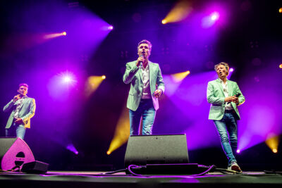 De Romeo's @ Grenspop Hoogstraten, picture 2, photographed by Dimitri Vanlommel - FrontView Magazine
