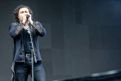 Gang of Youths @ Rock am Ring 2022, foto 6, foto's door Edwin Houdevelt - FrontView Magazine
