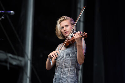 Son Mieux @ Vestrock 2022, picture 8, photographed by Marc Verdonck - FrontView Magazine