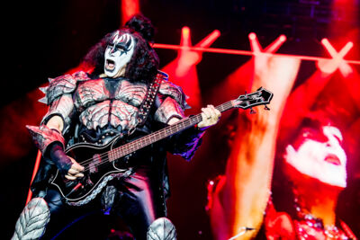 KISS - End of the Road World Tour @ Sportpaleis, picture 2, photographed by Dorien Goetschalckx - FrontView Magazine