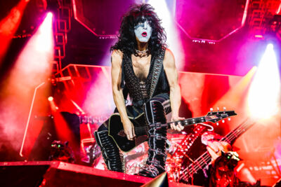 KISS - End of the Road World Tour @ Sportpaleis, picture 8, photographed by Dorien Goetschalckx - FrontView Magazine