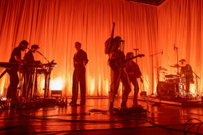 Eefje De Visser (Pitou as support act) Live @ De Roma, picture 8, photographed by Paul Jongeneelen - FrontView Magazine