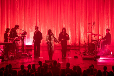 Eefje De Visser (Pitou as support act) Live @ De Roma, picture 9, photographed by Paul Jongeneelen - FrontView Magazine