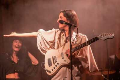 Eefje De Visser (Pitou as support act) Live @ De Roma, picture 20, photographed by Paul Jongeneelen - FrontView Magazine