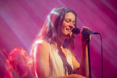 Eefje De Visser (Pitou as support act) Live @ De Roma, picture 24, photographed by Paul Jongeneelen - FrontView Magazine