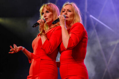 Dolly Dots @ Hello Festival Emmen, picture 5, photographed by Peter Minnebo - FrontView Magazine