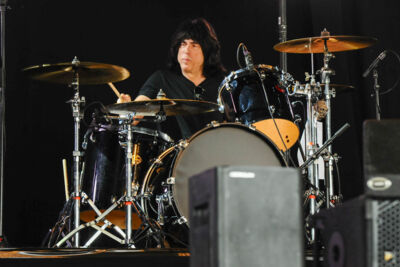 Marky Ramone @ Hello Festival Emmen, foto 2, foto's door Peter Minnebo - FrontView Magazine
