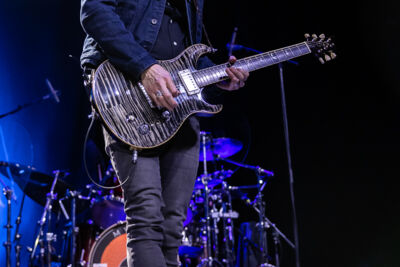 Myles Kennedy @ 013, picture 15, photographed by David Johnson - FrontView Magazine