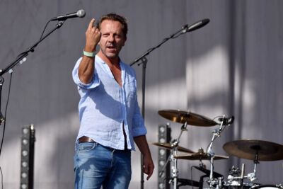 Deus @ Live /s Live, picture 2, photographed by Luc Klinckaert - FrontView Magazine