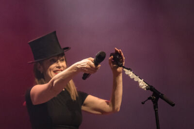 Suzanne Vega @ Het Depot, foto 6, foto's door Jürgen Bruynooghe - FrontView Magazine