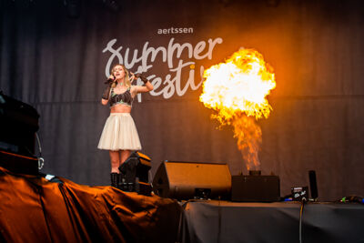 Camille @ Aertssen Summer Festival 2022, picture 1, photographed by Dimitri Vanlommel - FrontView Magazine