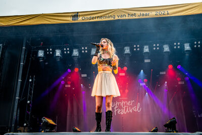 Camille @ Aertssen Summer Festival 2022, picture 8, photographed by Dimitri Vanlommel - FrontView Magazine