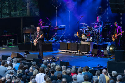 Elvis Costello & The Imposters @ OLT, foto 14, foto's door David Johnson - FrontView Magazine