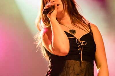 Lila Drew @ Ancienne Belgique, picture 10, photographed by Jürgen Bruynooghe - FrontView Magazine