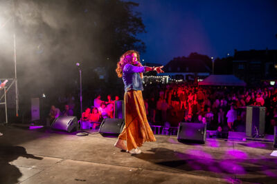Amaryllis Temmerman @ Stabroek Zingt, picture 14, photographed by Dimitri Vanlommel - FrontView Magazine