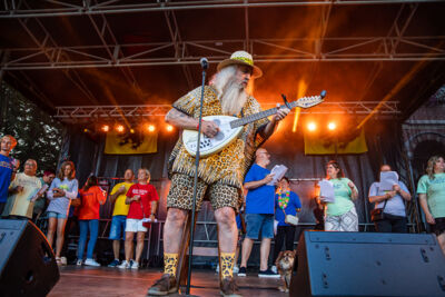 Zjuul Krapuul @ Stabroek Zingt, picture 7, photographed by Dimitri Vanlommel - FrontView Magazine