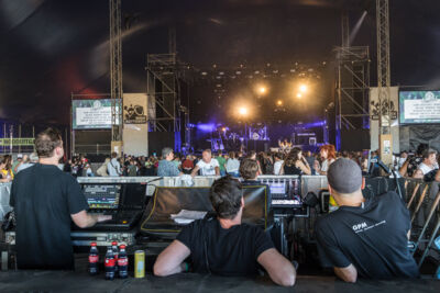 De Kreuners & Clouseau @ Rock Zottegem 2022, picture 21, photographed by Paul Jongeneelen - FrontView Magazine