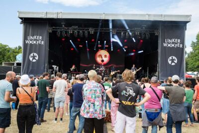 Glitterpaard @ Linkerwoofer 2022, foto 17, foto's door Marc Verdonck - FrontView Magazine