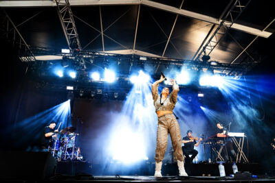 Sevdaliza @ Dour Festival 2022, picture 1, photographed by Magali Decamps - FrontView Magazine