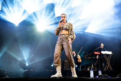 Sevdaliza @ Dour Festival 2022, picture 2, photographed by Magali Decamps - FrontView Magazine
